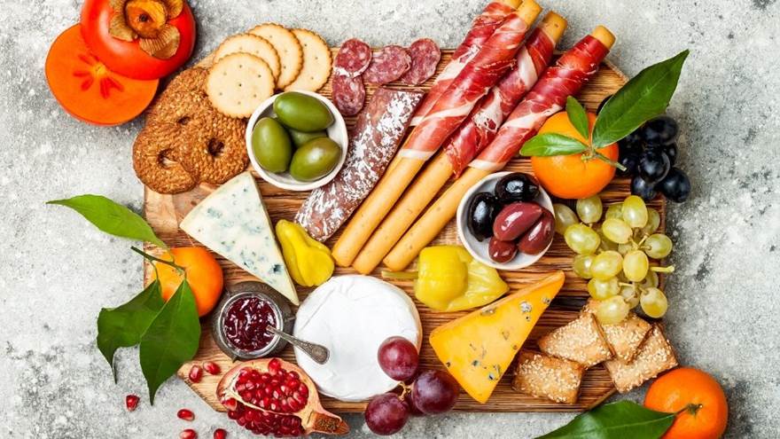 create your own DIY grazing platter
